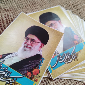 عکس رهبری برای برچسب