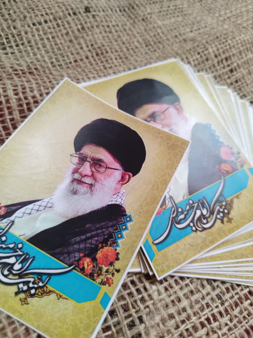 عکس رهبری برای برچسب