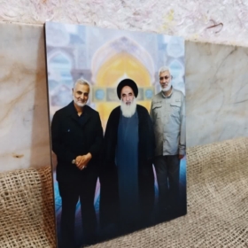 خرید قاب شاسی شهیدان حاج قاسم سلیمانی و ابومهدی المهندس و آیت الله سیستانی
