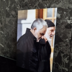 شاسی با عکس حاج قاسم
