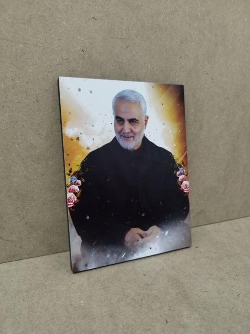 قاب عکس جذاب شهید سلیمانی