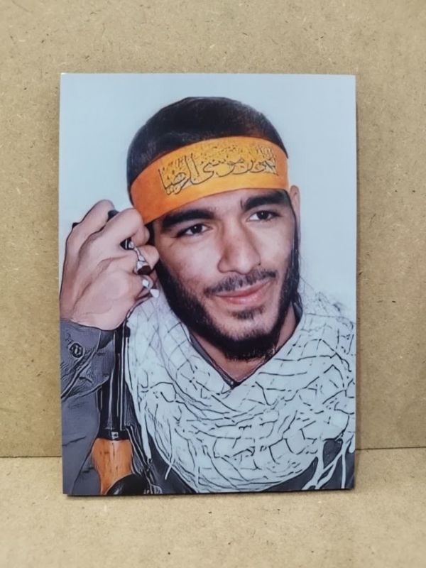 قاب شاسی چهره شهید محمد هادی ذوالفقاری