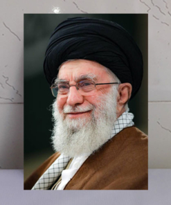 قاب شاسی عکس رهبری با تبسم و لبخند