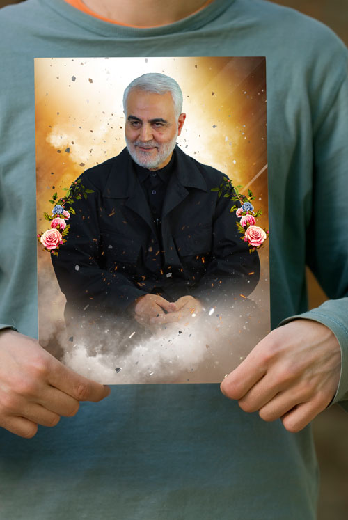 پوستر باکیفیت سردار شهید حاج قاسم سلیمانی/ مرد میدان
