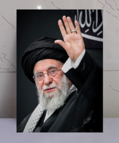 قاب شاسی رهبری با چهره ای بسیار نورانی