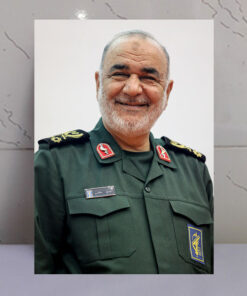 قاب شاسی سردار شهید حسین سلامی با خنده زیبا