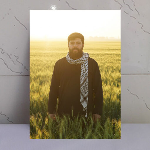 قاب شاسی شهید جواد محمدی در دشت زیبای گندم زار