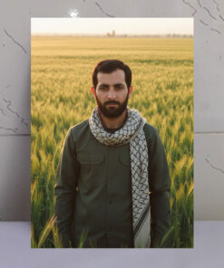 قاب شاسی شهید مهدی باکری در دشت زیبای گندم زار