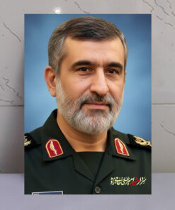 قاب شاسی پرتره شهید حاجی زاده