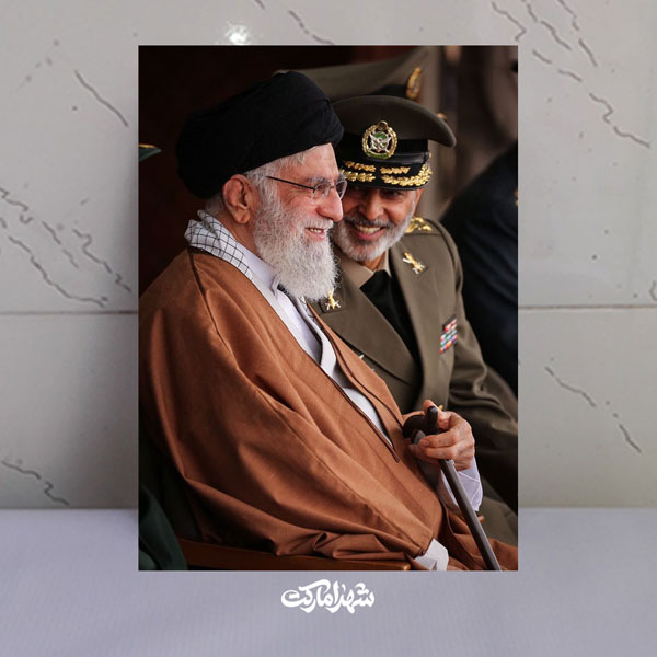 قاب شاسی شهید سید عبدالرحیم موسوی و رهبر شهید قاب شاسی شهید سید عبدالرحیم موسوی و رهبر شهید